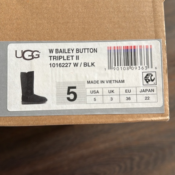 Ugg Tall Boot - Picture 2 of 2